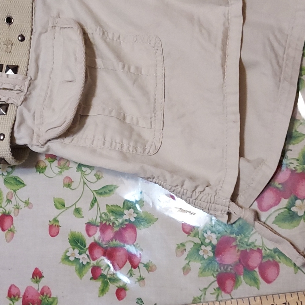 Dollhouse romper - Picture 8 of 10